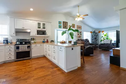 3326 Leonard Road, Grants Pass, OR 97527 - Photo 24
