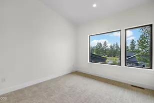 62531 NW Woodsman Loop, Bend, OR 97703 - Photo 40