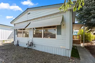 119 Briarwood Way, Grants Pass, OR 97526 - Photo 14