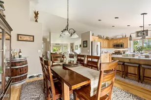 1922 NW Wildflower Pl, Redmond, OR 97756 - Photo 14