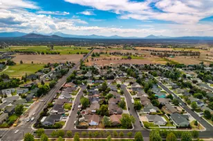 1922 NW Wildflower Pl, Redmond, OR 97756 - Photo 50