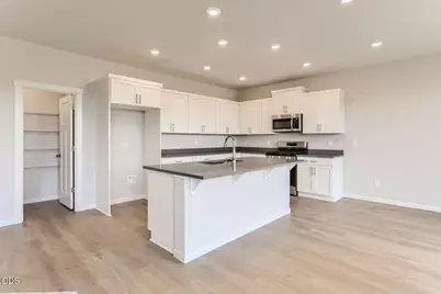 63193 Carly Ln, Bend, OR 97701 - Photo 10