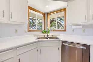 6790 Hwy 66, Ashland, OR 97520 - Photo 52