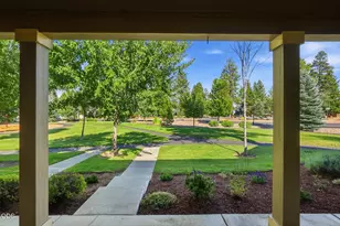 820 N Hindeman St, Sisters, OR 97759 - Photo 8