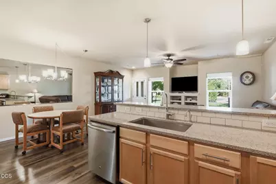 820 N Hindeman Street, Sisters, OR 97759 - Photo 22