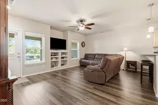 820 N Hindeman St, Sisters, OR 97759 - Photo 16