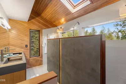 2075 NW Trenton Avenue, Bend, OR 97703 - Photo 40