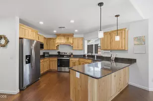 2036 SW Truman Wy, Grants Pass, OR 97526 - Photo 10