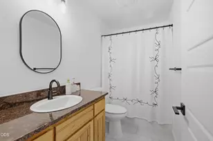 2036 SW Truman Wy, Grants Pass, OR 97526 - Photo 18