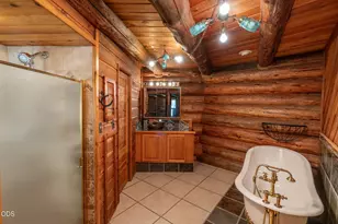 54685 Silver Fox Dr, Bend, OR 97707 - Photo 24