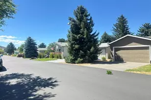 1188 NE 27th St, Bend, OR 97701 - Photo 32
