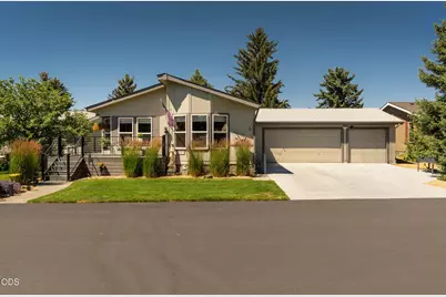 1188 NE 27th Street #UNIT 10, Bend, OR 97701 - Photo 1