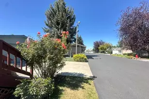 1188 NE 27th St, Bend, OR 97701 - Photo 38
