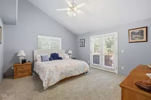 141 N Lappland Dr, Grants Pass, OR 97527 - Photo 18
