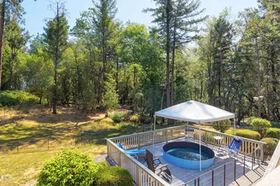 141 N Lappland Drive, Grants Pass, OR 97527 - Photo 42