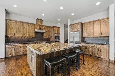56240 Trailmere Circle, Bend, OR 97707 - Photo 16