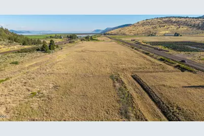 N Hwy 97, Klamath Falls, OR 97601 - Photo 26
