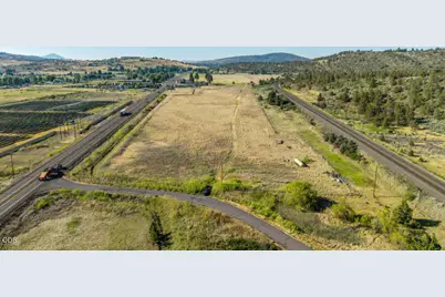 N Hwy 97, Klamath Falls, OR 97601 - Photo 4