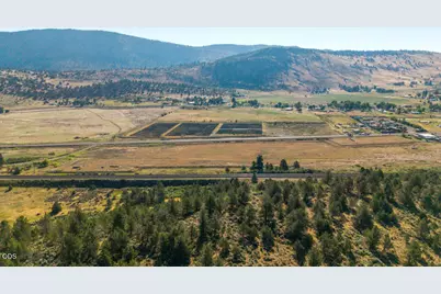 N Hwy 97, Klamath Falls, OR 97601 - Photo 14