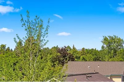 2058 NE Hollow Tree Lane, Bend, OR 97701 - Photo 22