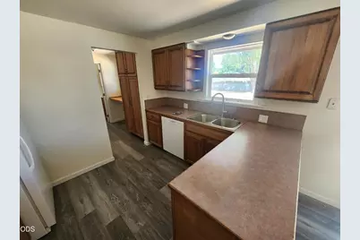 11127 Horizon Street, Midland, OR 97634 - Photo 14
