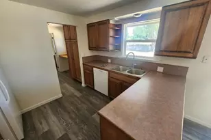 11127 Horizon St, Midland, OR 97634 - Photo 14