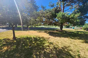 11127 Horizon St, Midland, OR 97634 - Photo 4