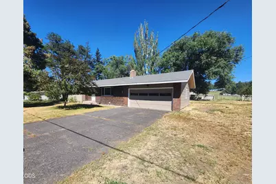 11127 Horizon Street, Midland, OR 97634 - Photo 2