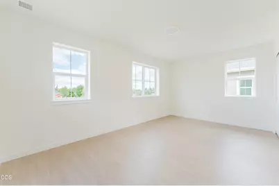 317 NW 17th Street #1, Redmond, OR 97756 - Photo 20