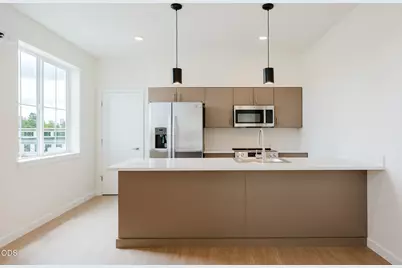 167 NW 17th Street #200, Redmond, OR 97756 - Photo 8