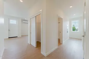 211 NW 17th St, Redmond, OR 97756 - Photo 4
