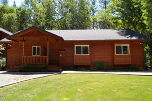 737 Pinecrest Dr, Grants Pass, OR 97526 - Photo 2