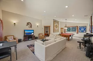 737 Pinecrest Dr, Grants Pass, OR 97526 - Photo 34