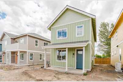 317 NW 17th Street #6, Redmond, OR 97756 - Photo 1