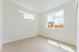 317 NW 17th St, Redmond, OR 97756 - Photo 18