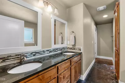 2850 SW 33rd Street, Redmond, OR 97756 - Photo 12