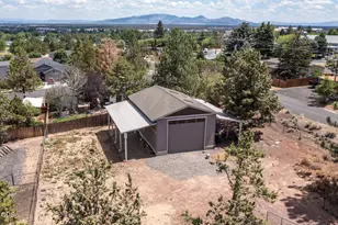 2850 SW 33rd St, Redmond, OR 97756 - Photo 2