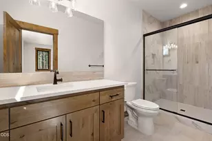 17860 Preservation Loop, Bend, OR 97707 - Photo 18
