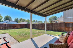 1320 NE 3rd St, Redmond, OR 97756 - Photo 28