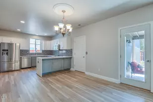 1320 NE 3rd St, Redmond, OR 97756 - Photo 10