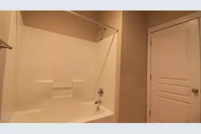 540 NW 28th Street, Redmond, OR 97756 - Photo 16