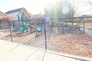 540 NW 28th St, Redmond, OR 97756 - Photo 30