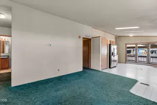 61000 Brosterhous Rd, Bend, OR 97702 - Photo 8