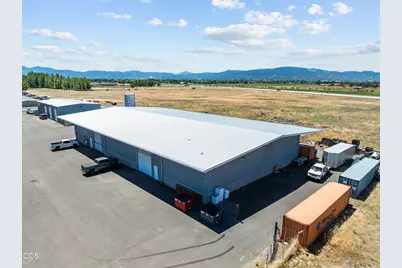 6479 Crater Lake Highway, Central Point, OR 97502 - Photo 8
