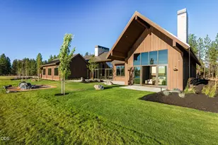 63435 Palla Ln, Bend, OR 97703 - Photo 66