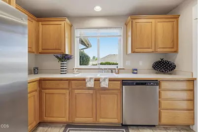 2642 Esther Lane, Grants Pass, OR 97527 - Photo 8