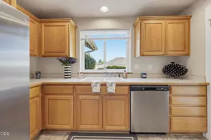 2642 Esther Ln, Grants Pass, OR 97527 - Photo 8