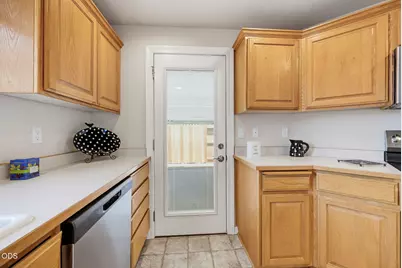 2642 Esther Lane, Grants Pass, OR 97527 - Photo 10