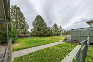 61670 Somerset Dr, Bend, OR 97702 - Photo 48