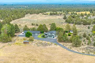 61670 Somerset Dr, Bend, OR 97702 - Photo 62